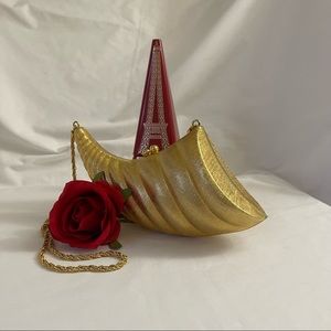 Walborg Vintage Metal Horn Shell Bag